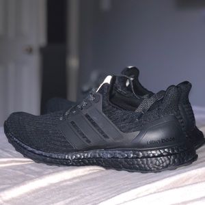 Triple black Ultra boost 3.0